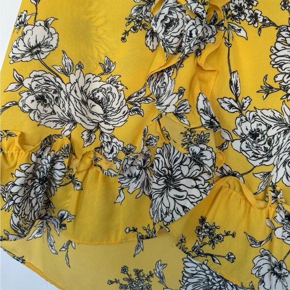 Counterparts Yellow Floral Ruffled Blouse - Picture 5 of 8